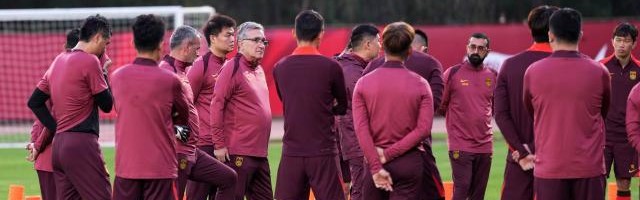 赏金女王模拟器-国足回福地迎四年最重一战 伊万信沈阳老将拒留憾