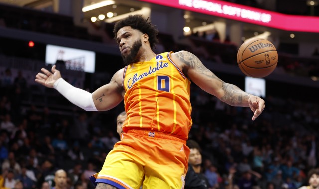 赏金女王模拟器-小桥：我们有极具爆发力的得分手 为了球队赢球我愿意做任何事